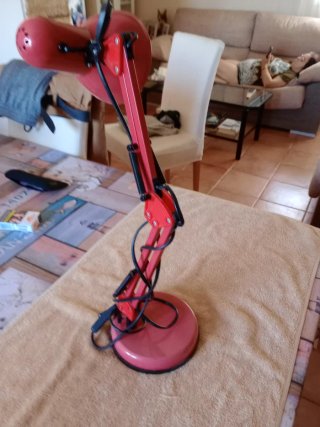 Lámpara Escritorio Roja Plegable