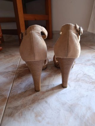 Sandalias tacón Marypaz beige talla 37