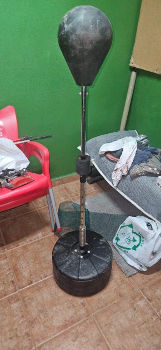 Bola de boxeo de pie