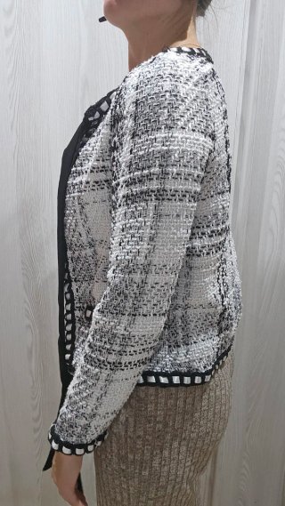 Chaqueta tweed SHEIN blanco y negro