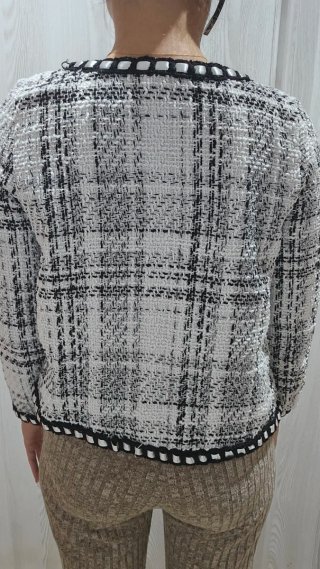 Chaqueta tweed SHEIN blanco y negro