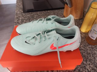 Botas de fútbol Nike Talla 41
