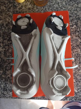 Botas de fútbol Nike Talla 41