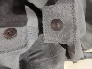 Bolso de ante gris