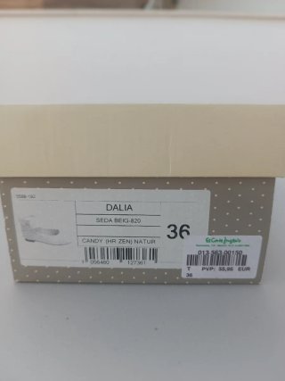 Zapatos de comunión beige