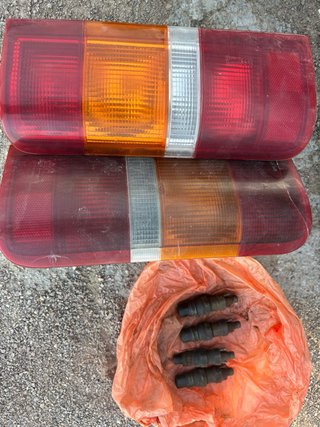 Despiece Ford Courier: Faros, Espejos, Pilotos....
