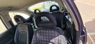 Volkswagen Beetle 2002 negociable.