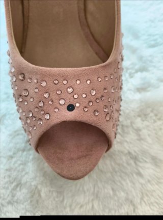 Zapatos de tacón con pedrería La Strada Talla 40