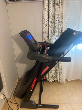 Cinta de correr profesional BH
