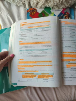 Física y Química 1o Bachillerato : Revuela