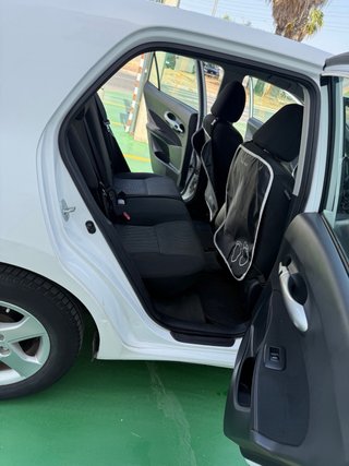 Toyota Auris 2011