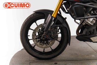 SUZUKI V-STROM 1000