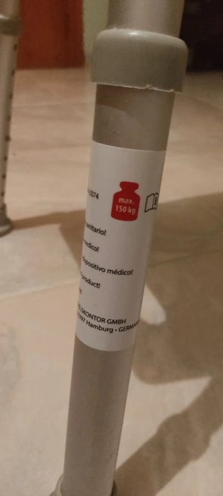 Silla telescópica para baño.