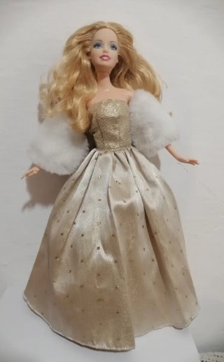 Barbie con vestito da sera