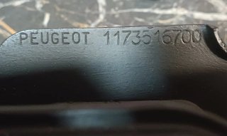 Escape Peugeot Speedfight Negro