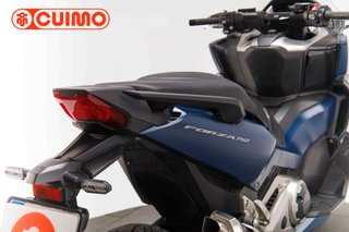 HONDA FORZA 750
