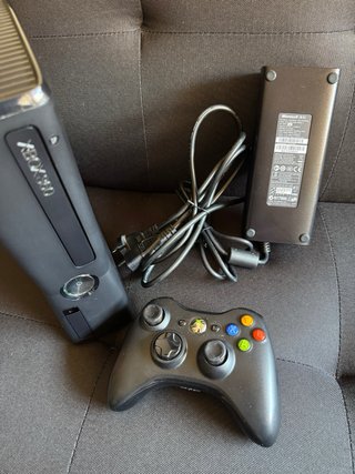 Xbox 360 S Negra Completa