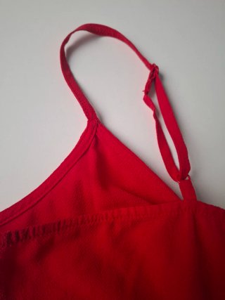 Mono rojo Hym
