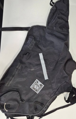 Manta Tucano Urbano