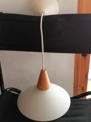 Lámpara colgante madera y cristal blanco