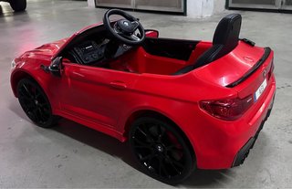 Coche eléctrico infantil BMW rojo