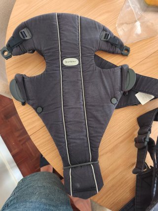 Mochila Porta Bebés BabyBjörn Gris