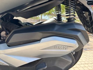 BMW C400X Maxi Scooter Negra y Azul