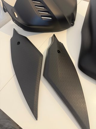 Cubre depósito y tapas Yamaha R6 2018