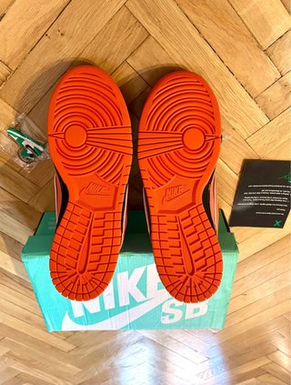 Zapatillas unisex talla 42 NUEVAS