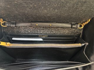 Bolso Clutch YSL Negro Brillante Dorado