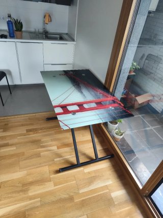 Mesa de salón cristal y metal plegable