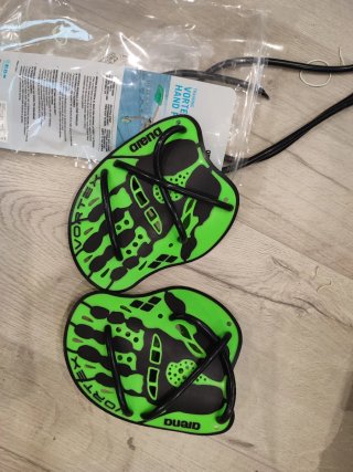 Arena Vortex Hand Paddles Natación