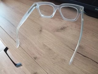 Gafas transparentes