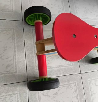 Correpasillos de madera