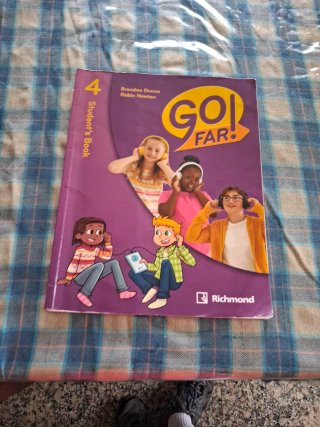 GO FAR! 4 STUDENT'S PACK