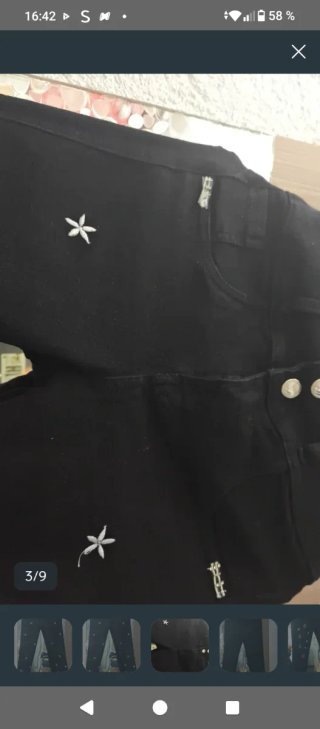 Pantalones negros con estrellas
