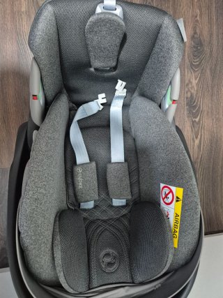 Silla de coche Cybex  Modelo: Cloud T i-size Plus