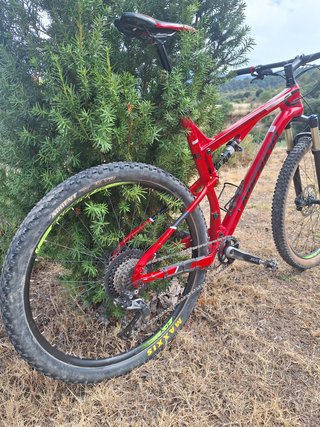 Bici Montaña Carbono Doble Suspensión
