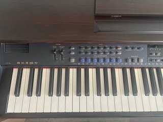 Piano Yamaha Clavinova CVP-103 Con banqueta