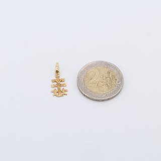 Cruz de oro de 18k. Peso: 0.57 gr.