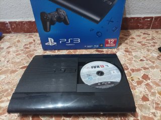 Play Station 3 + 8 Juegos GRATIS