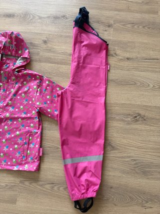 Conjunto impermeable estrellas rosa