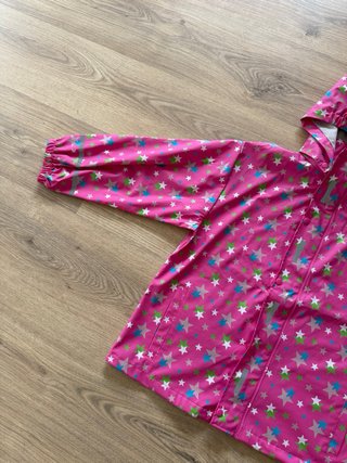 Conjunto impermeable estrellas rosa