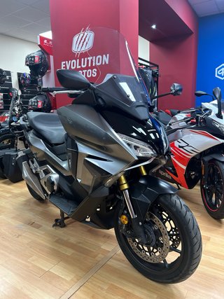 Honda Forza 750 con tan solo 5101