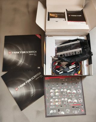 Traktor Scratch Pro Native Instruments DJ