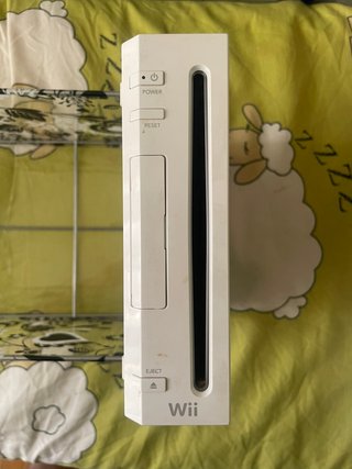 Nintendo Wii, juegos y accesorios.