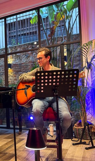 Clases de guitarra en Baix Llobregat