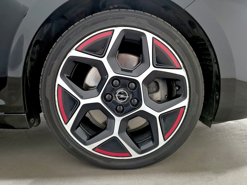 Opel Astra 2022, foto 10