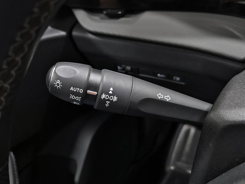 Opel Astra 2022, foto 14