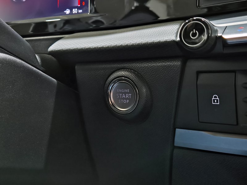 Opel Astra 2022, foto 16